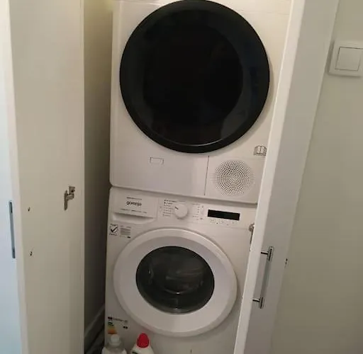 公寓 Smgetaway 斯雷姆斯卡米特罗维察