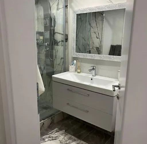 Smgetaway 斯雷姆斯卡米特罗维察